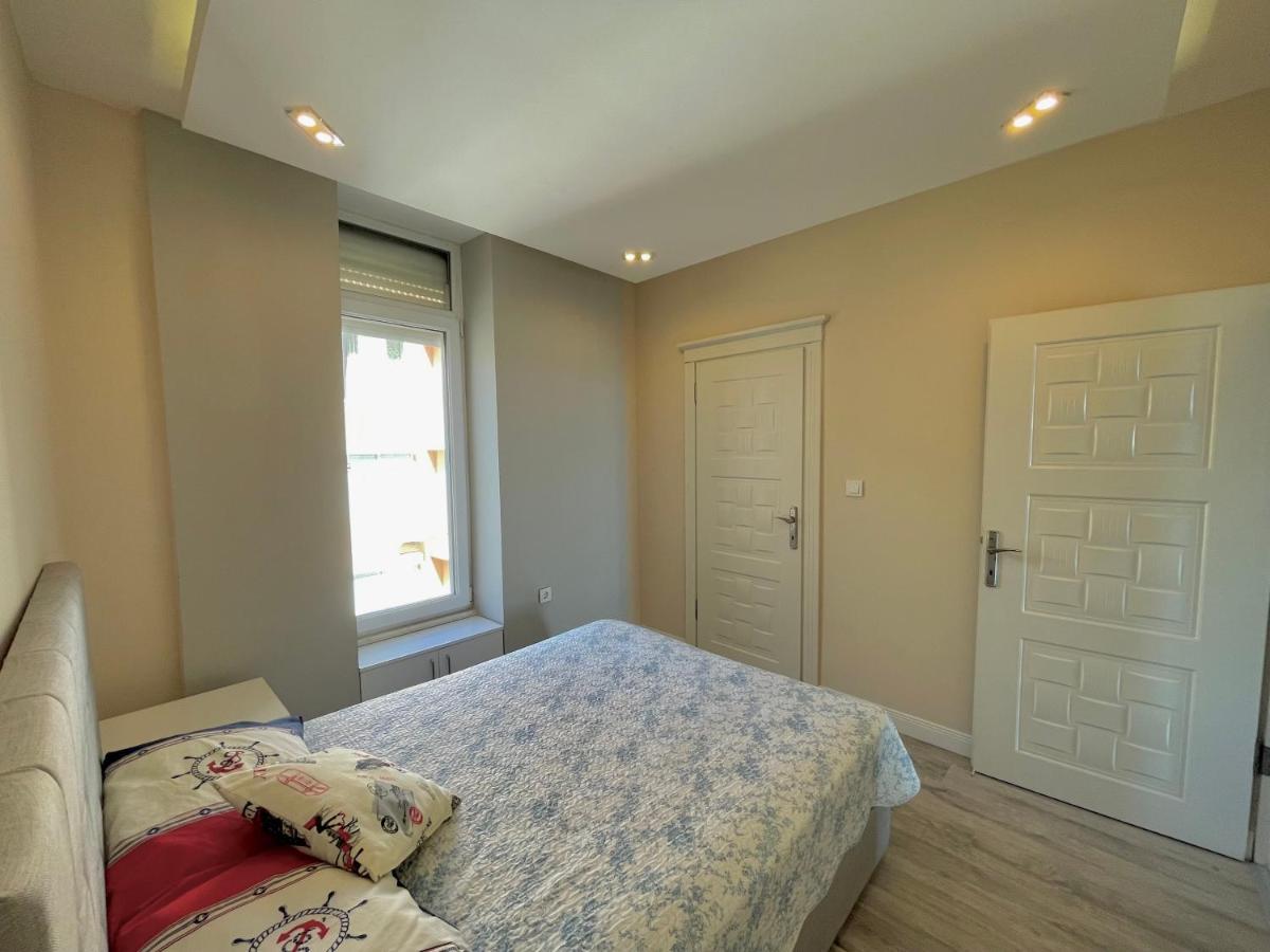 Sa Apartments! Beachfront Apartment With Sea View & Pool Alanya Exteriér fotografie