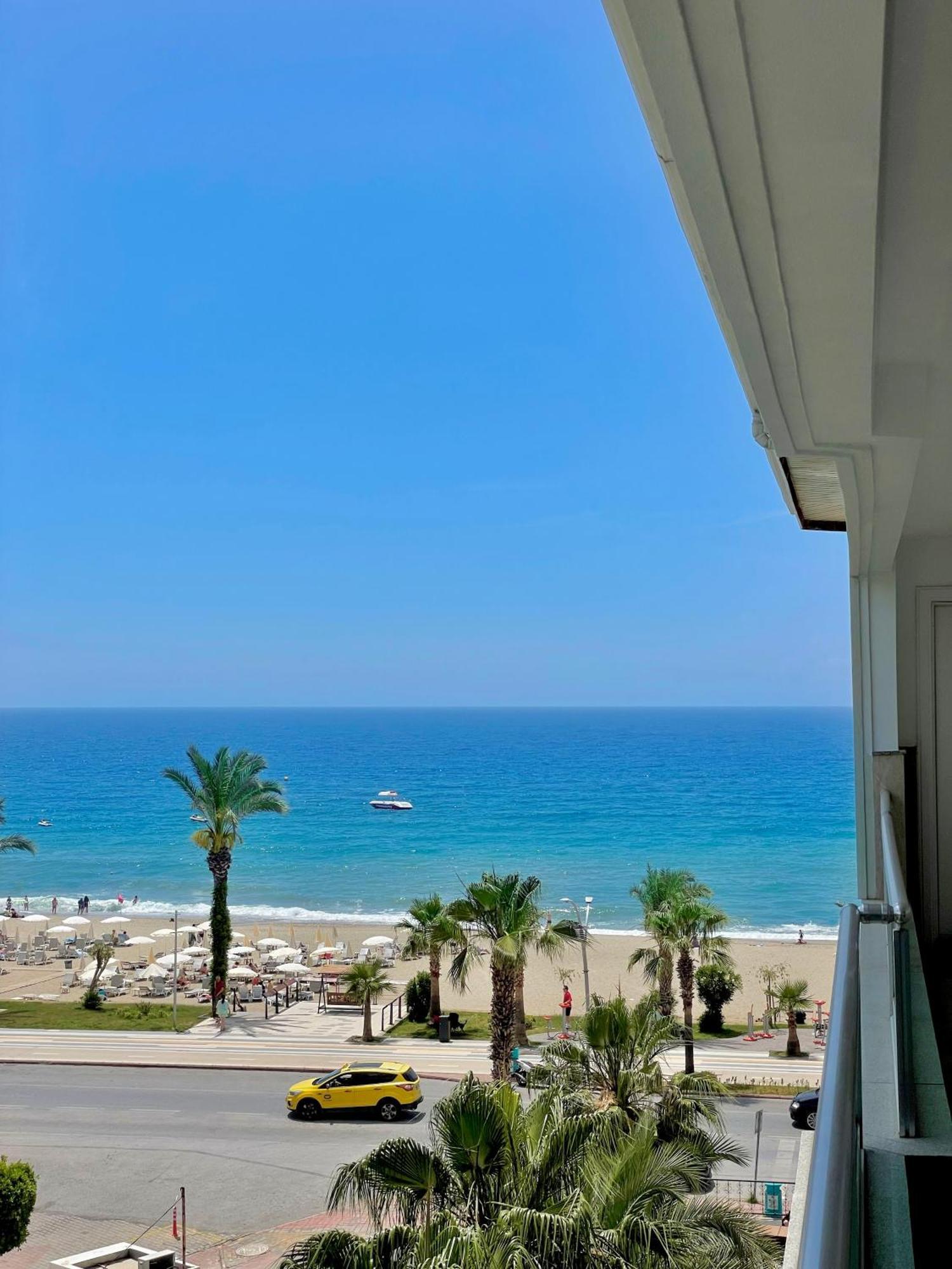 Sa Apartments! Beachfront Apartment With Sea View & Pool Alanya Exteriér fotografie