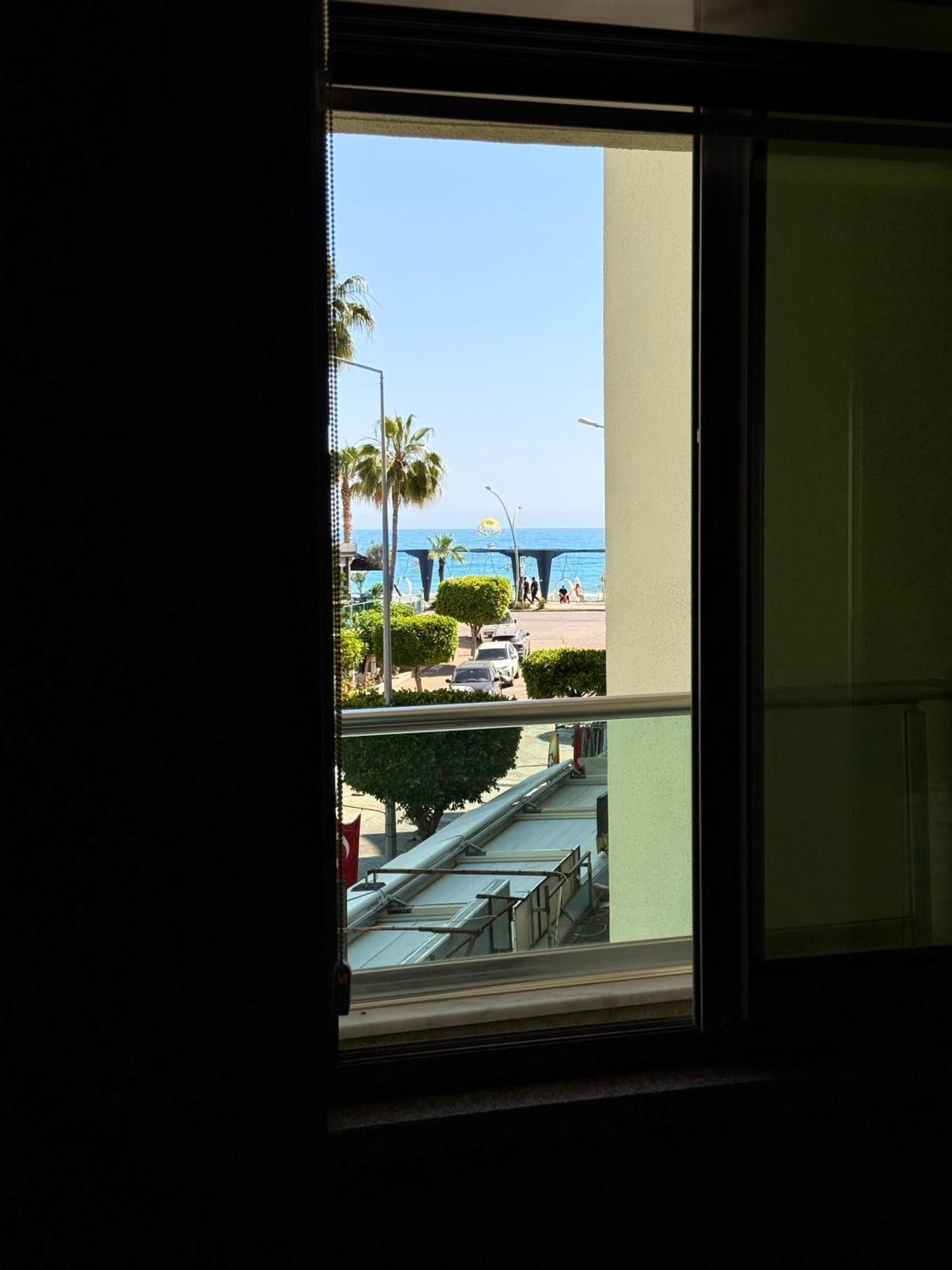 Sa Apartments! Beachfront Apartment With Sea View & Pool Alanya Exteriér fotografie