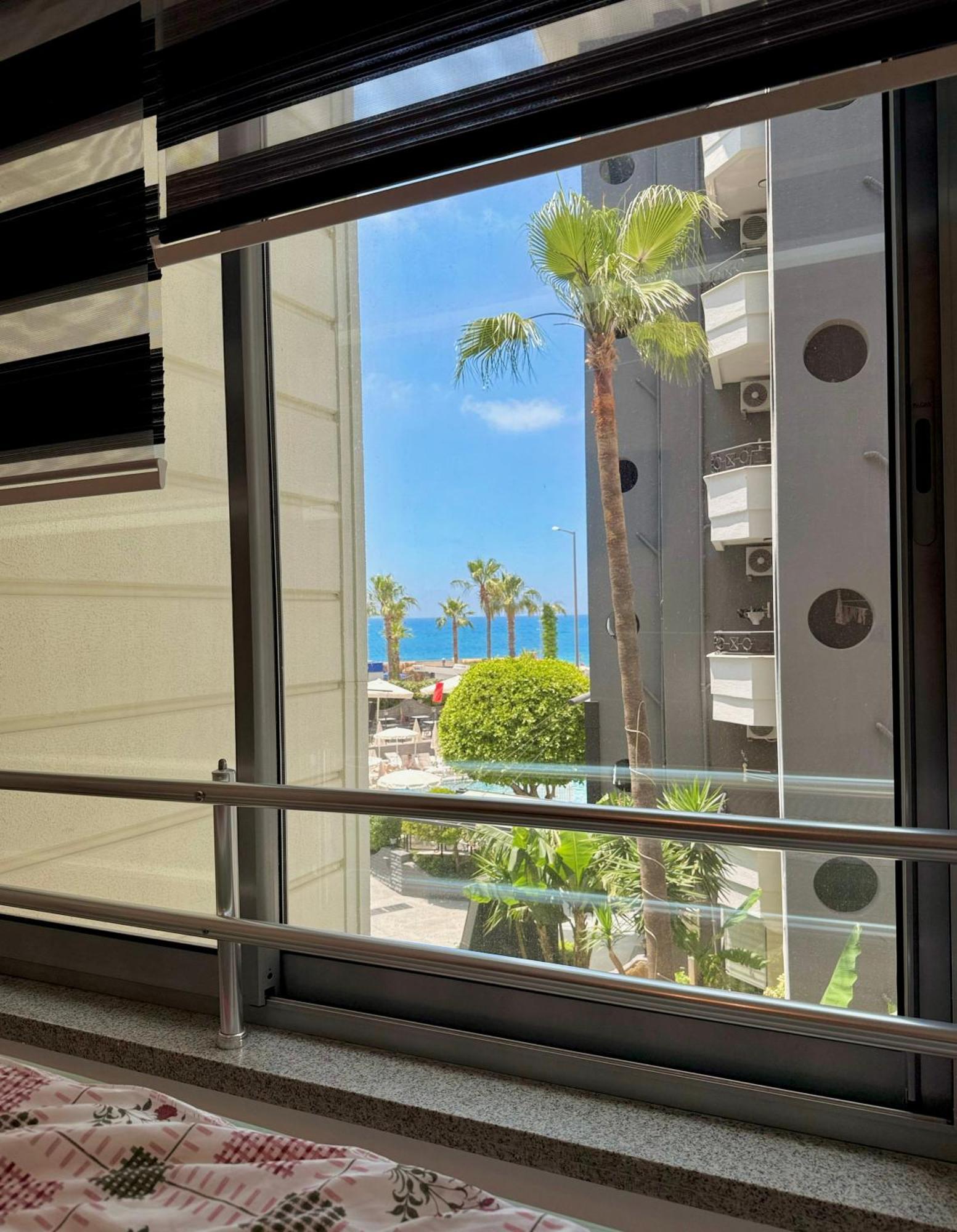 Sa Apartments! Beachfront Apartment With Sea View & Pool Alanya Exteriér fotografie